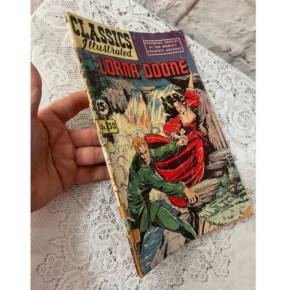 Vintage 1946 Classics Illustrated Lorna Doone No. 32  Comics - Picture 2 of 7